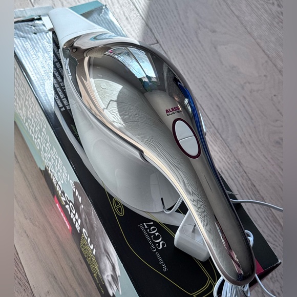 New ALESSI SG67 Handheld vacuum cleaner Design Stefano Giovannoni $300 - Picture 6 of 8